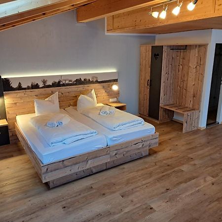 Gasthof Pension Altwirt Sachsenkam Habitación foto